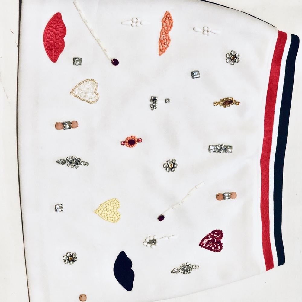 Shape Embellished Skirt